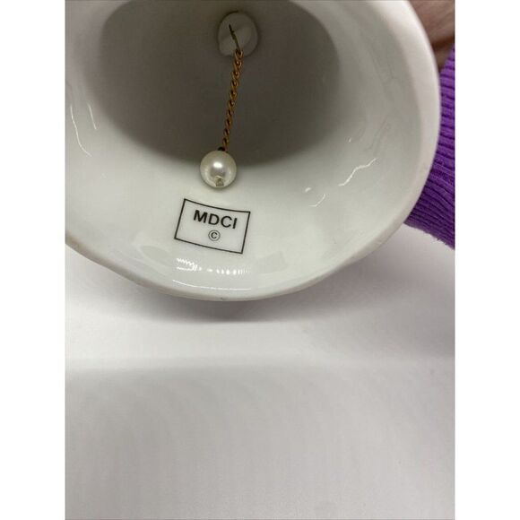 Disney Walt Disney 1998 Christmas Bell - Picture 5 of 10